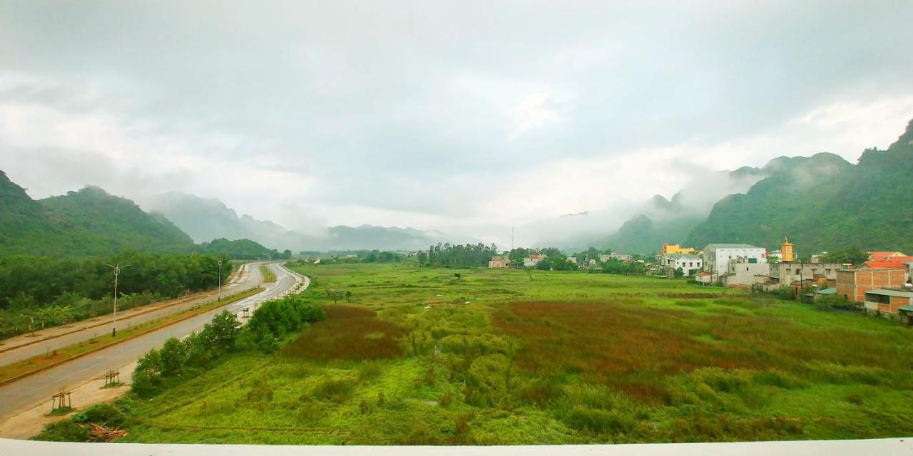 Trung Duc Hotel フォンニャ エクステリア 写真