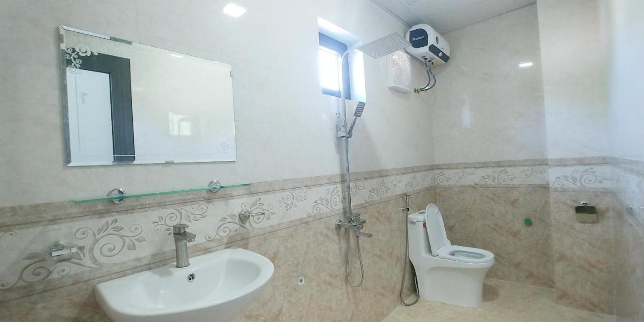 Trung Duc Hotel フォンニャ エクステリア 写真